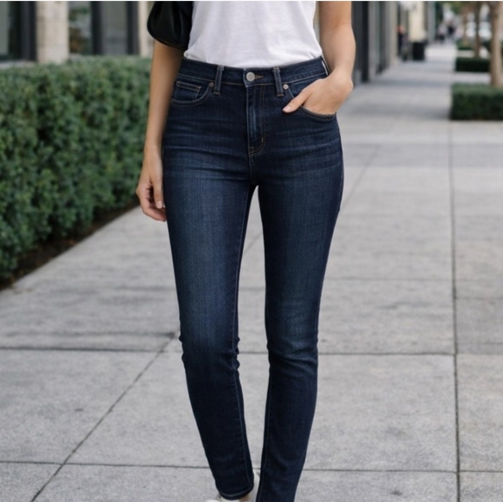 PAIGE Skyline Skinny Jeans Dark Blue Women's Size 27